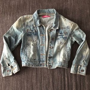 Crop denim jacket